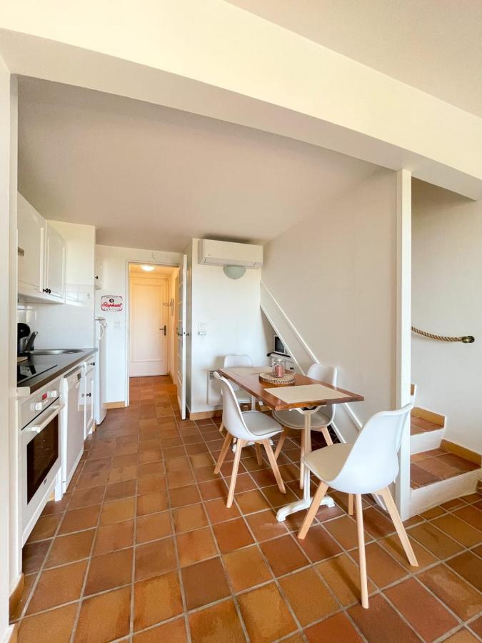 Superb Apartment With Balcony Near The Beach แซ็งต์-ราฟาเอล ภายนอก รูปภาพ